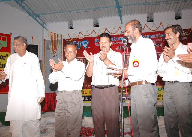 103.jpg
